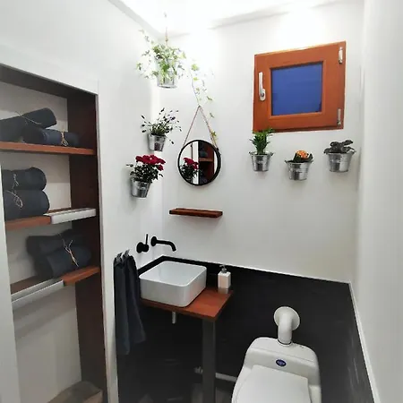 Tiny Hotel Wennigsen * Веннигзен